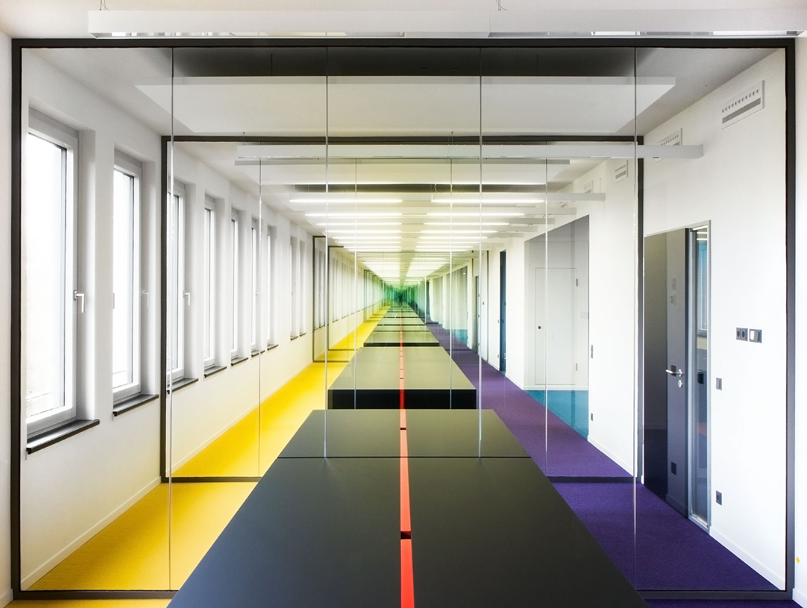 Ole Groenwoldt Muenchen Office Design Interior